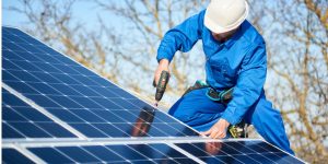 Installation Maintenance Panneaux Solaires Photovoltaïques à Larroque